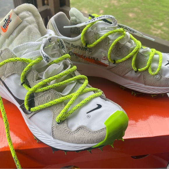 W ZoomTerra Kiger 5 off white sneakers - Picture 7 of 9